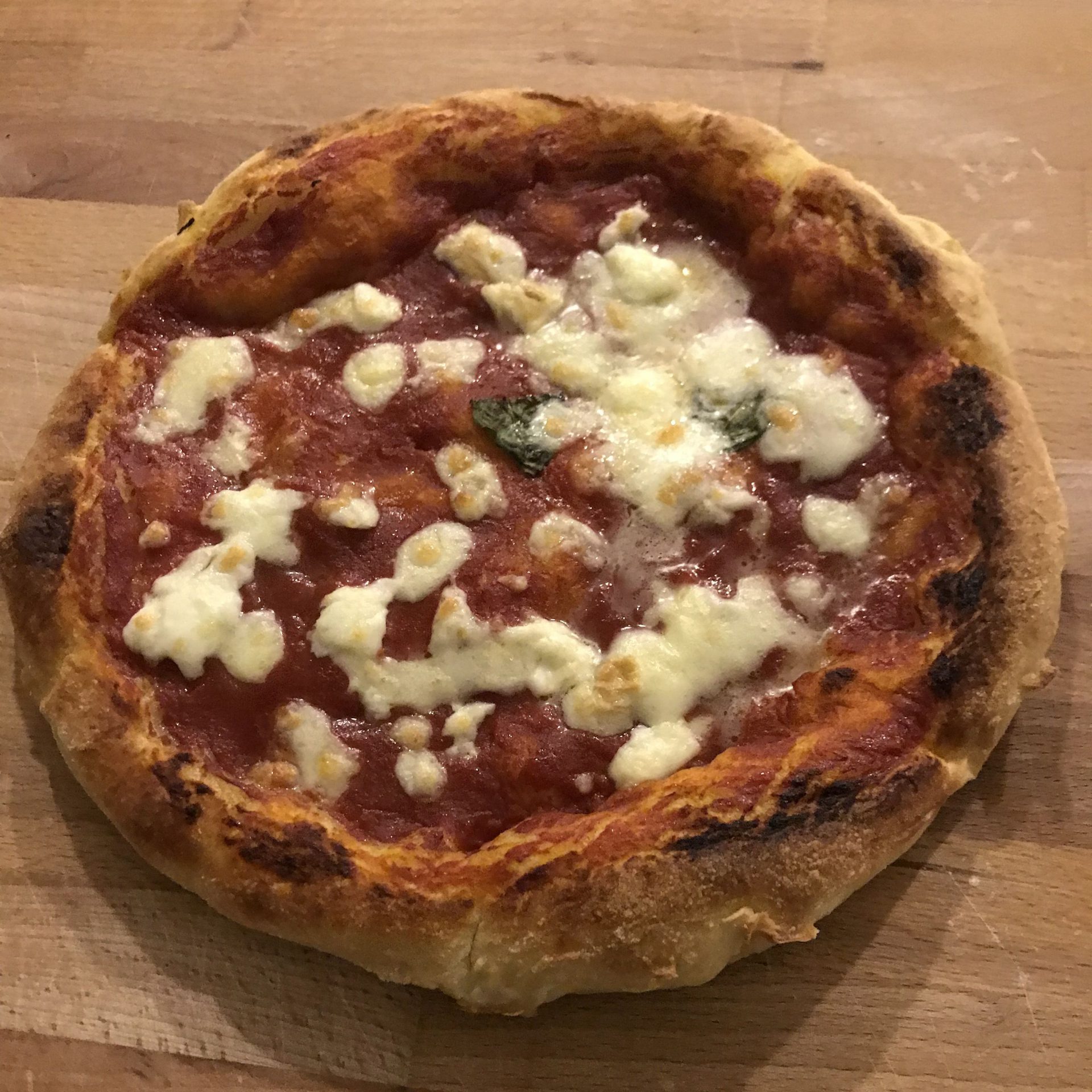 Pizza Margherita fatta in casa