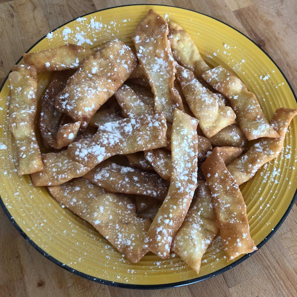 Chiacchiere fritte – ricetta Napoletana