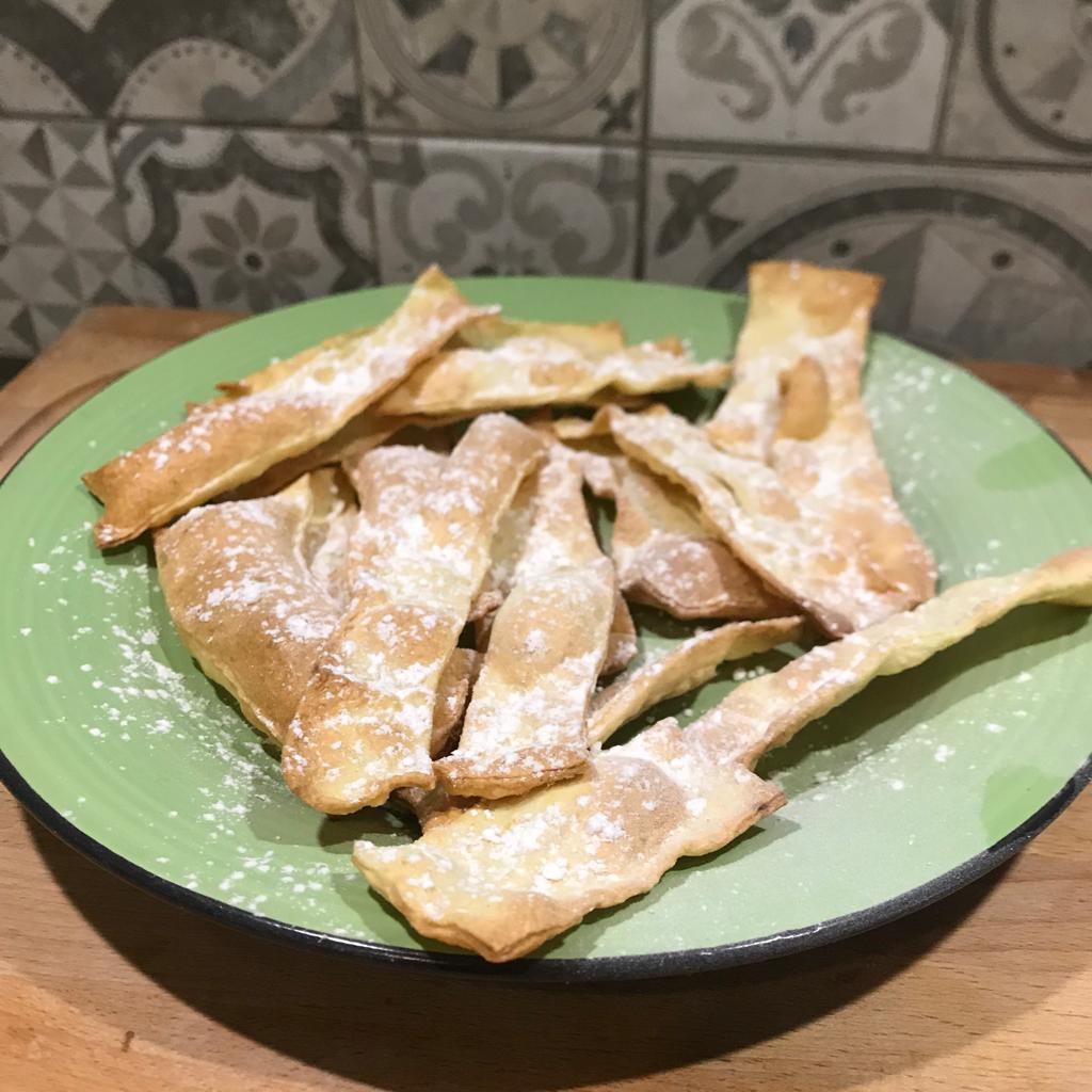 Chiacchiere napoletane al forno