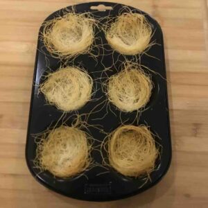 Cestini di pasta kataifi con zucchine