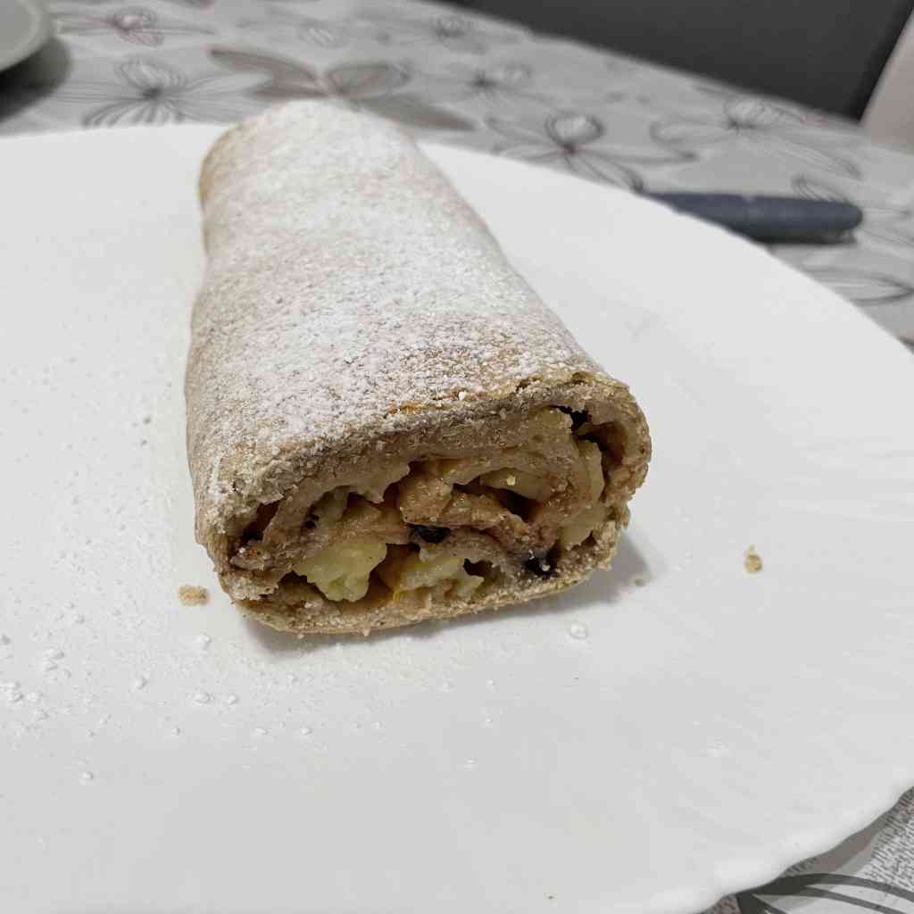 Strudel di mele vegano senza burro e senza uova